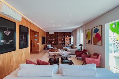 À Venda com 410m² e 3 Suítes, na Vila Olímpia, São Paulo - SP