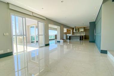 Para Venda e Locação, com 280m²e 3 Suítes, no Campo Belo, São Paulo - SP