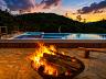�rea da piscina com fogo de ch�o no s�tio � venda em Sales�polis