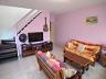Sala de estar ampla e iluminada do im�vel no Massagua�u