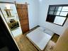 Quarto com arm�rio em casa residencial em Toninhas