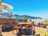 Deck com mesas no lazer do Citt� di Lucca