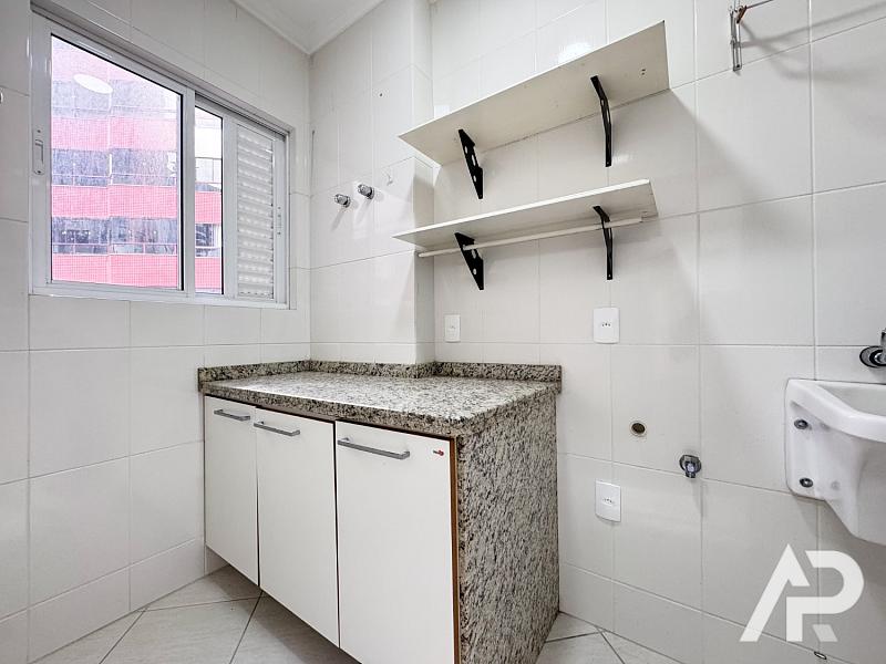 QUADRA DO MAR, 03 SUÍTES, CHURRASQUEIRA Á CARVÃO — foto 7