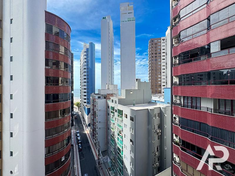 QUADRA DO MAR, 03 SUÍTES, CHURRASQUEIRA Á CARVÃO — foto 4