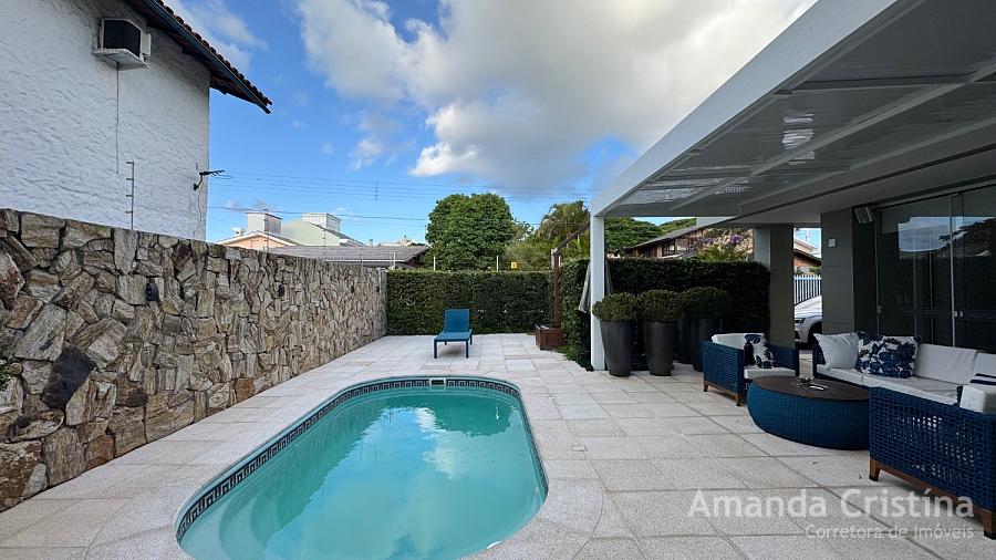 Casa com 5 quartos à venda, 560m², 7 banheiros, 6 garagens - Cachoeira do Bom Jesus - Florianópolis — foto 1