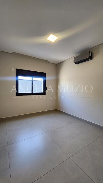 Casa contempor�nea � venda no Condom�nio Dona Maria C�ndida � Indaiatuba/SP 18