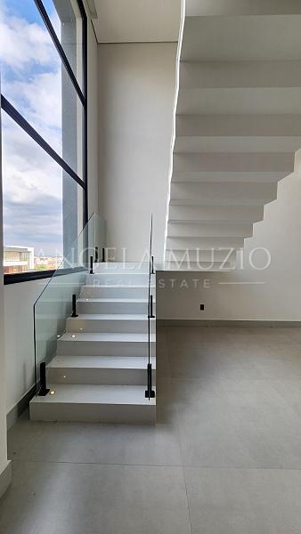 Casa de alto padr�o � venda no Condom�nio Dona Maria C�ndida | 4 su�tes e piscina 5