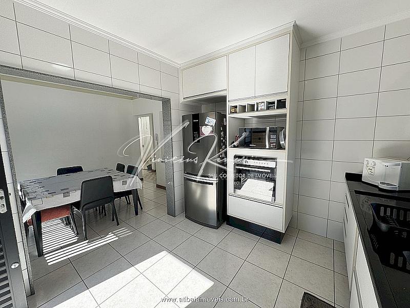 Casa com 3 dormitórios próximo da Alameda Lucas Nogueira Garces - Jardim do Lago em Atibaia — foto 45