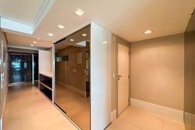 Apartamento com 4 quartos à venda, 153m², 5 banheiros, 2 garagens - Centro - Balneário Camboriú