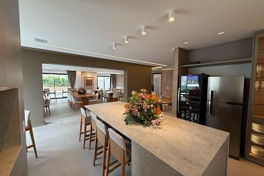 ANDAR ALTO 4 SUÍTES E 3 VAGAS DE GARAGEM