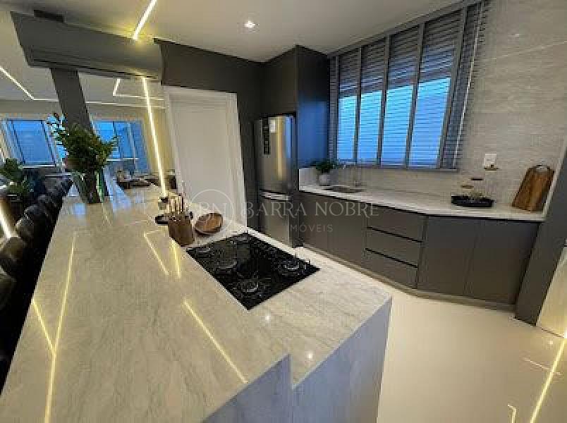 3 Suítes, 4 Vagas de Garagem — foto 13