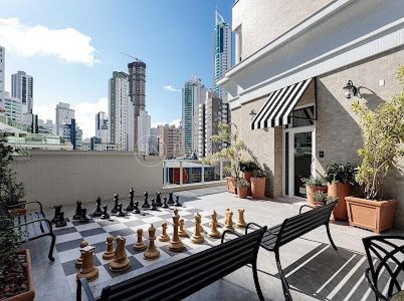 3 Suítes, 4 Vagas de Garagem — foto 44