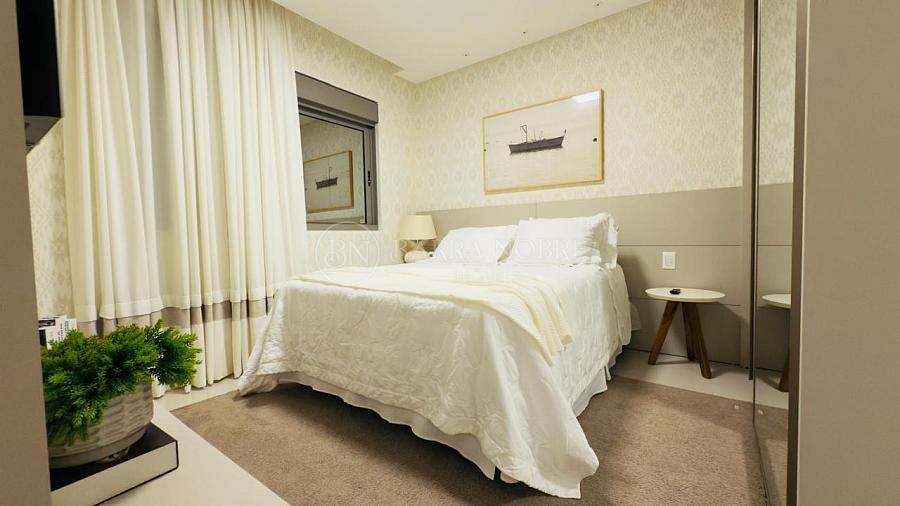 4 Suítes, 3 Vagas de Garagem — foto 9