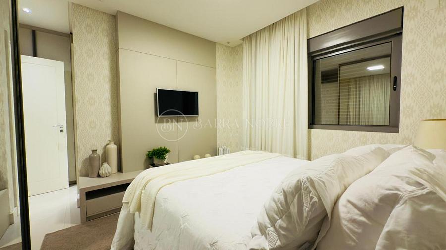 4 Suítes, 3 Vagas de Garagem — foto 11