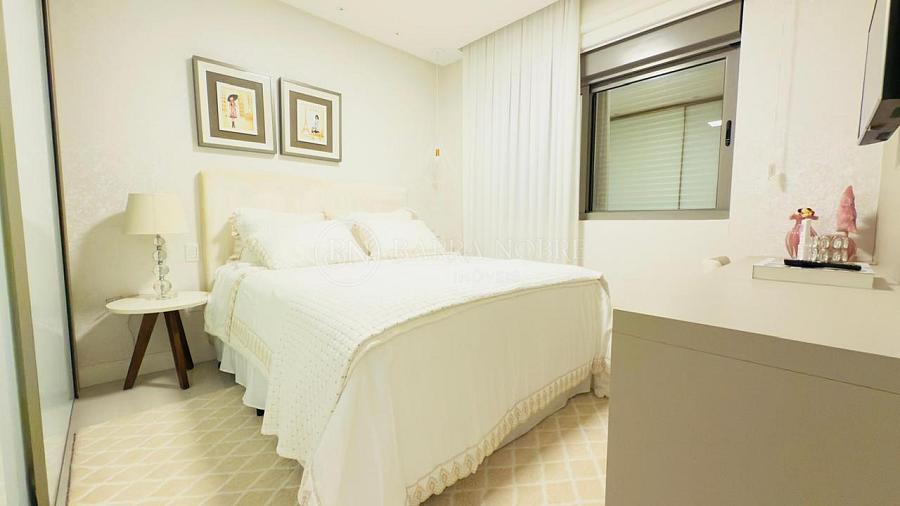 4 Suítes, 3 Vagas de Garagem — foto 16