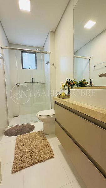 4 Suítes, 3 Vagas de Garagem — foto 19