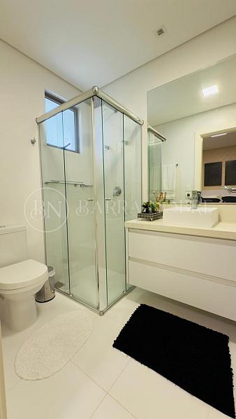 4 Suítes, 3 Vagas de Garagem — foto 20