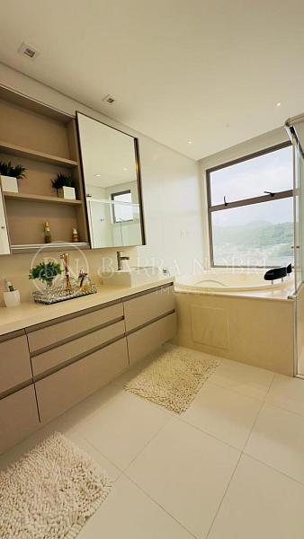 4 Suítes, 3 Vagas de Garagem — foto 21