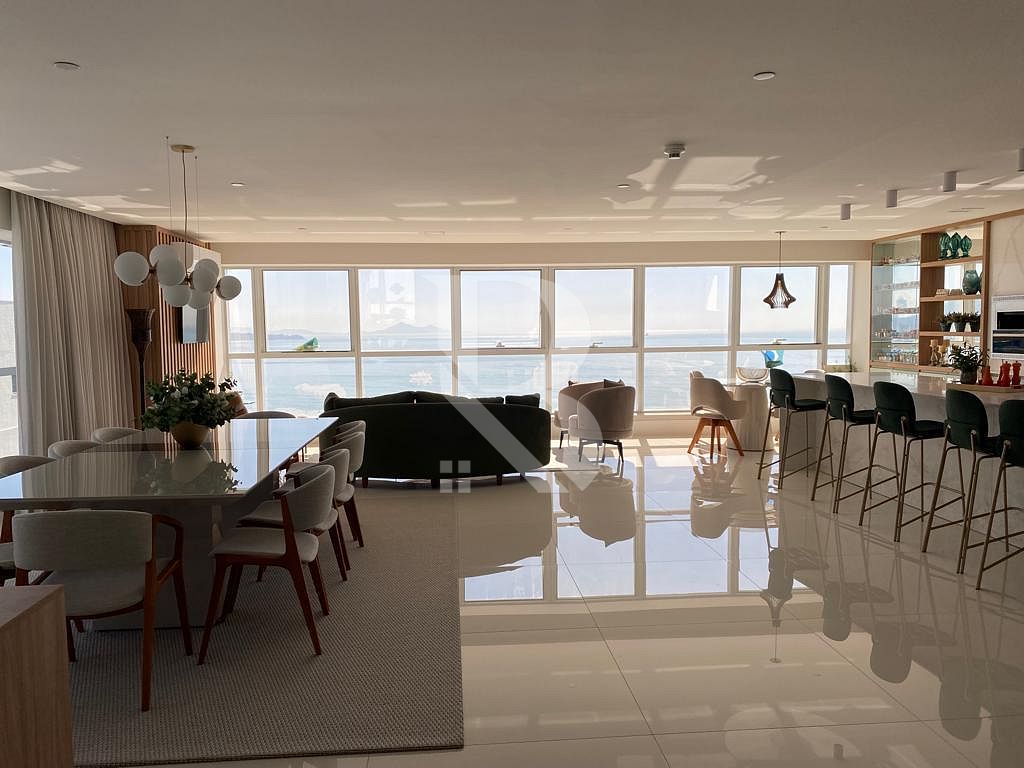 Com 4 quartos. Epic Tower FG a venda em Balneário Camboriú SC.