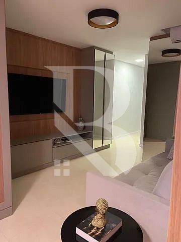 2 suítes, 250 metros do mar