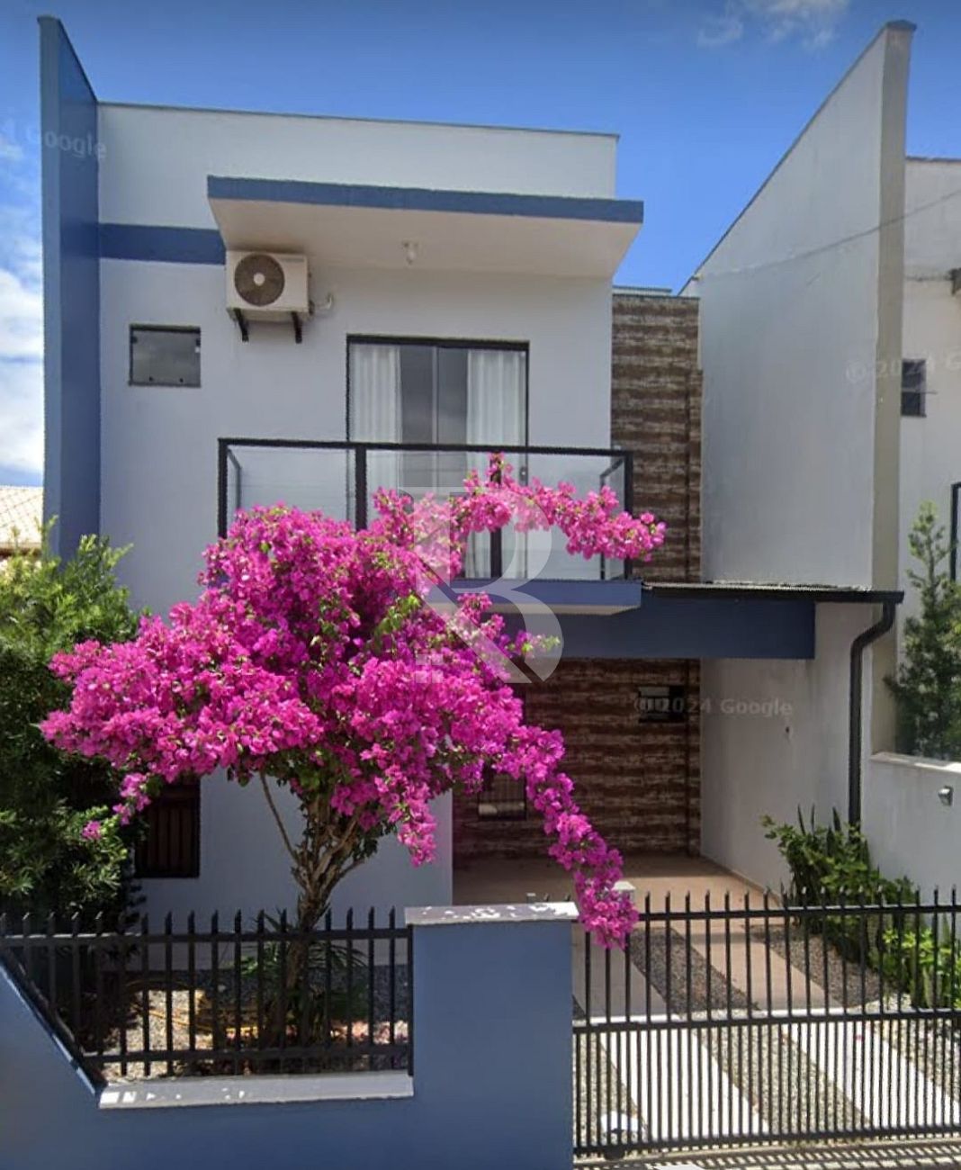 Com 2 quartos. Casa a Venda em Itajuba Barra Velha SC