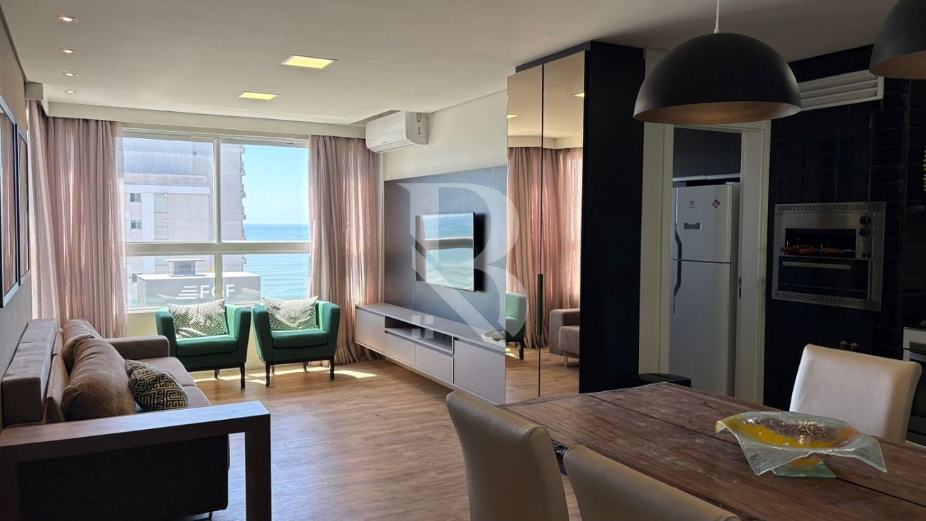 Com 2 quartos. Apartamento a venda em Balneário Piçarras - Porto Piçarras Realsec