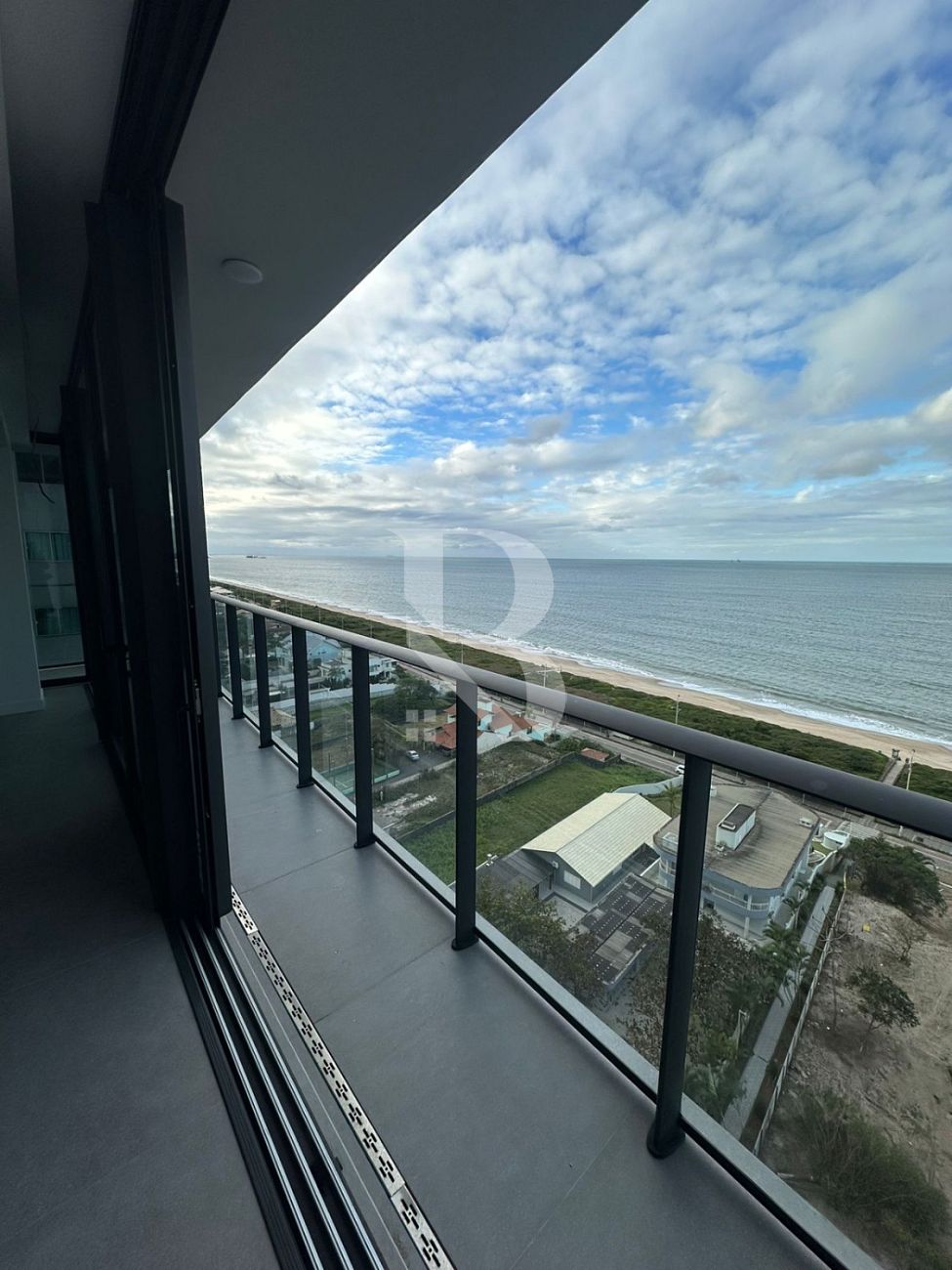 Com 3 quartos. Apartamento a venda em Balneário Piçarras sc - Blue Waves