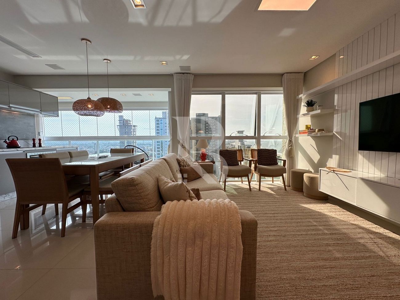 Com 3 quartos. Key West - Vetter.