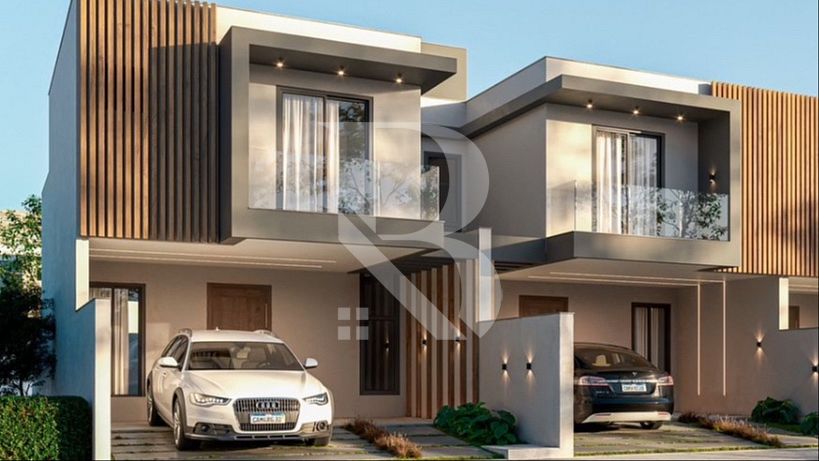 Com 3 quartos. Sobrado a venda em balneário Piçarras SC