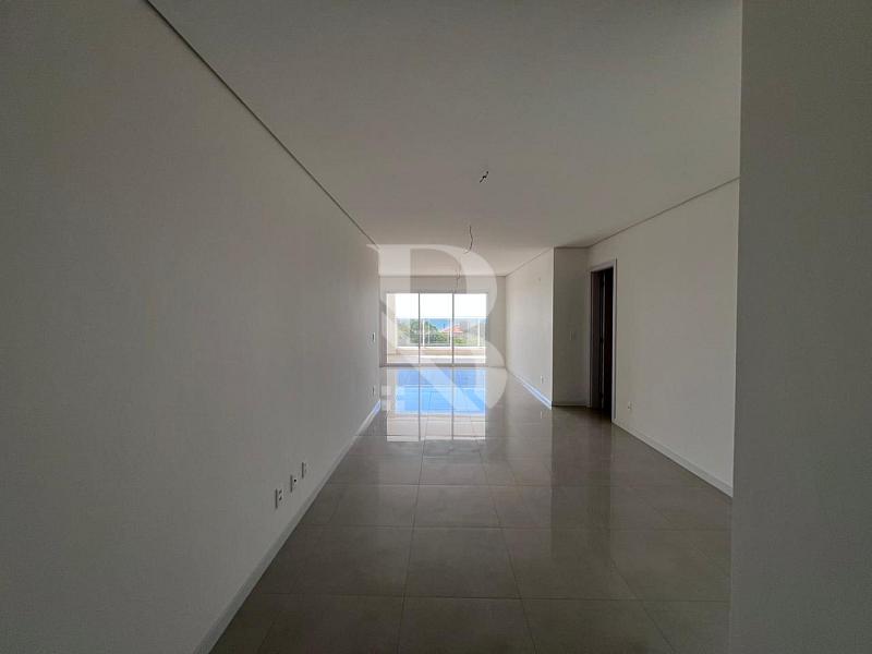 Com 3 quartos. Ocean View - Apartamento frente mar a venda em Balneário Piçarras. — foto 9