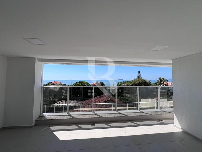 Com 3 quartos. Ocean View - Apartamento frente mar a venda em Balneário Piçarras. — foto 2