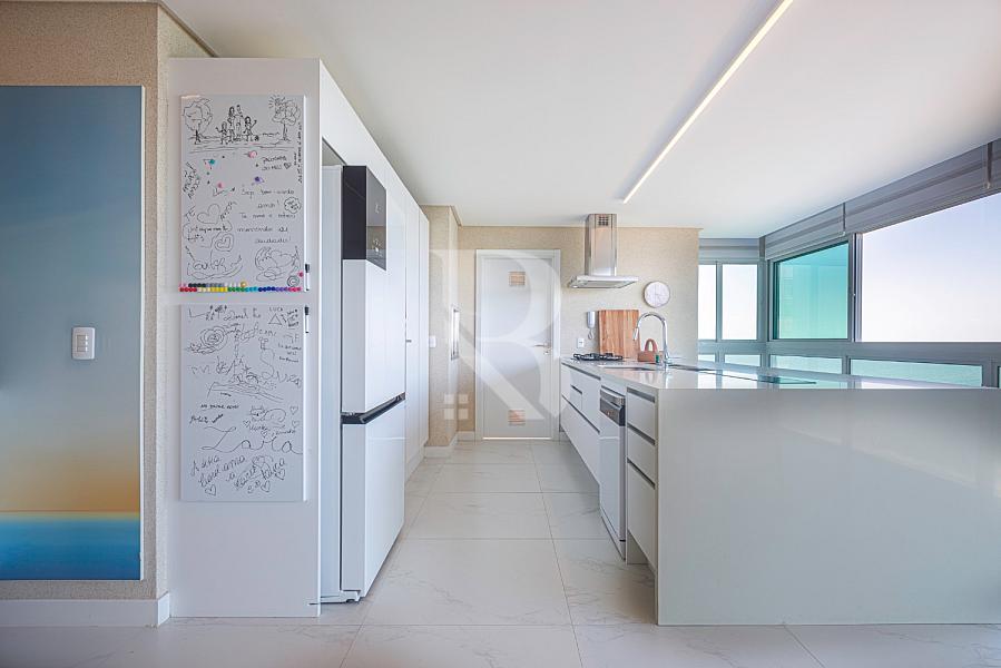 Al Mare Balne�rio Pi�arras SC 13