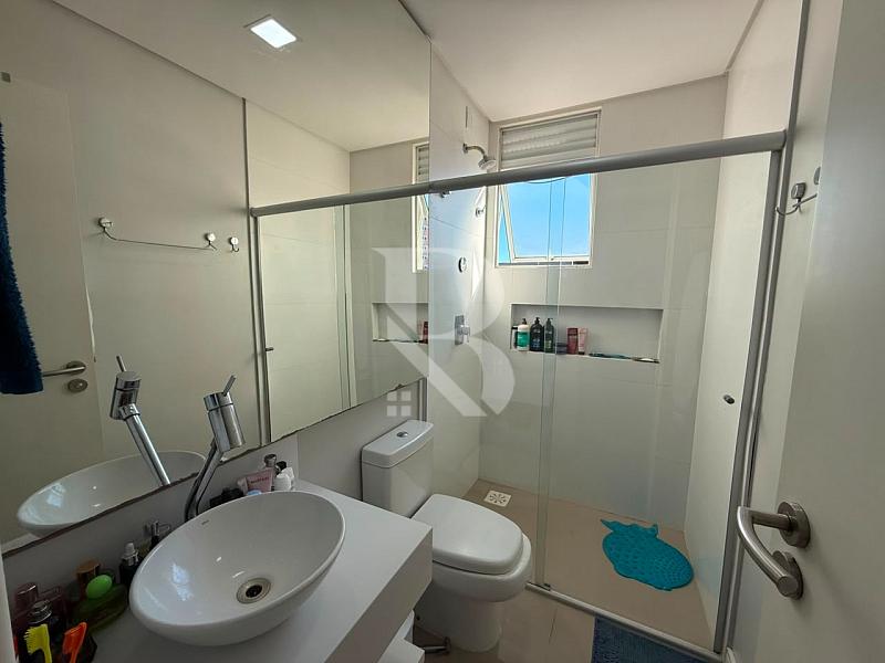 Costa Esmeralda Balne�rio Pi�arras SC 45