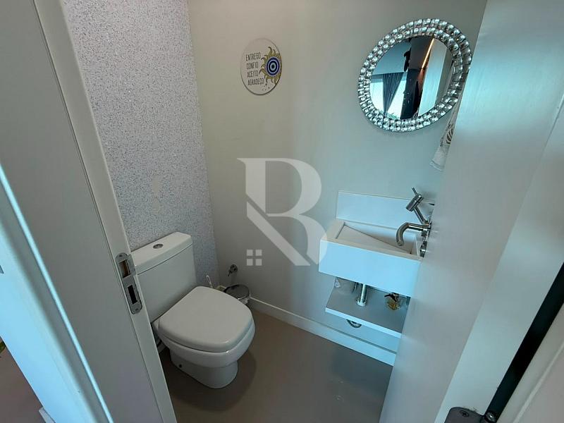 Costa Esmeralda Balne�rio Pi�arras SC 24