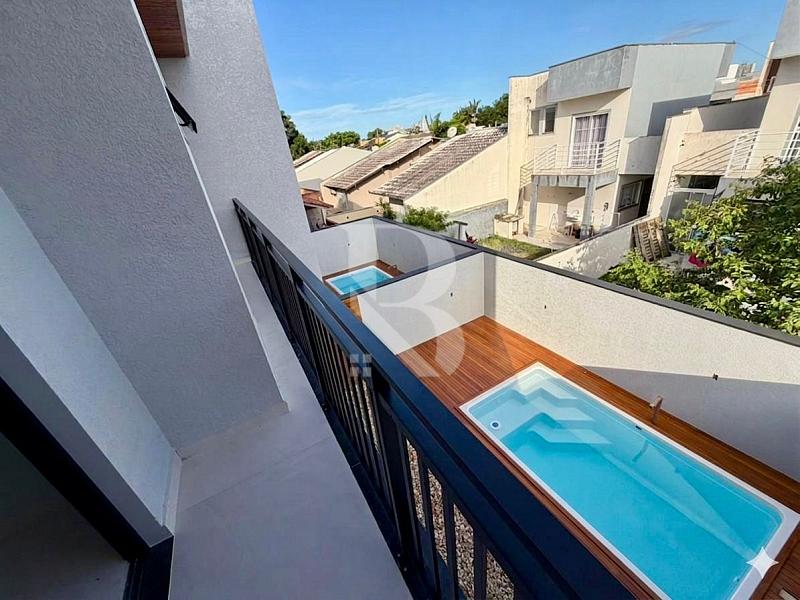 Com 3 quartos. Sobrado a venda Itajuba Barra Velha SC — foto 1