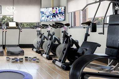 APARTAMENTO NO CENTRO 1 SUITE + 1 QUARTOS