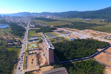 Terreno em Condomínio no Vivapark