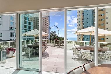 Apartamento com 4 dormitórios, 4 suítes, 3 vagas de garagem em Balneário Camboriú