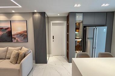 Apartamento à venda com 3 dormitórios Quadra Mar em Balneário Piçarras alto padrão