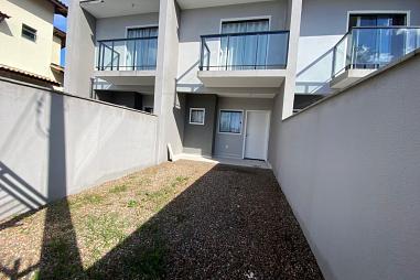 Casa com 2 quartos para alugar, 89m², 3 banheiros, 2 garagens - Itacolomi - Balneário Piçarras