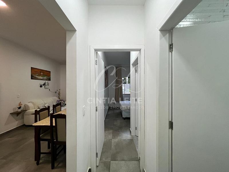 Casa a Venda a 700m da Praia de Armação – Mobiliada e com Área de Festas — foto 6