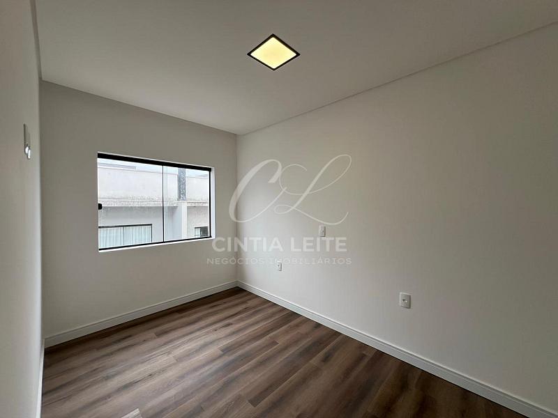 À Venda Sobrado |3 Quartos Sendo 1 Suite| Itacolomi em Balneário Piçarras com Piscina Privativa — foto 17