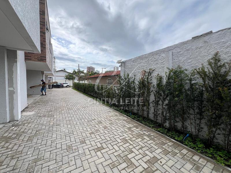 Sobrado Sera Entregue em Abril/26 - Entrada de 30% e 48x direto Com a Construtora no Centro de Balneario Piçarras - SC — foto 2