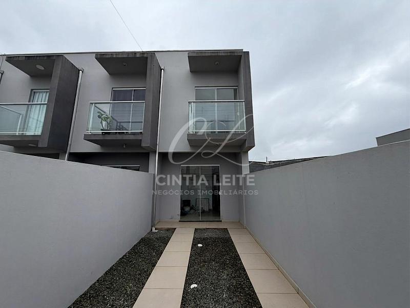 � Venda Sobrado | 2 Quartos sendo 1 Su�te | no Bairro Itacolomi em Balne�rio Pi�arras - SC 1