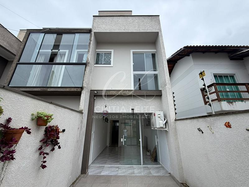 🏡 � Venda Sobrado Geminado |2 Su�tes| no Bairro Itacolomi em Balne�rio Pi�arras - SC 1