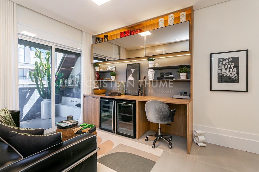Cobertura Duplex em Jurer�, 2 Su�tes, 2 Vagas, Mobiliada, a 50 m do Mar 17