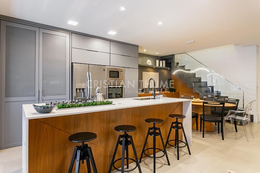 Cobertura Duplex em Jurer�, 2 Su�tes, 2 Vagas, Mobiliada, a 50 m do Mar 6