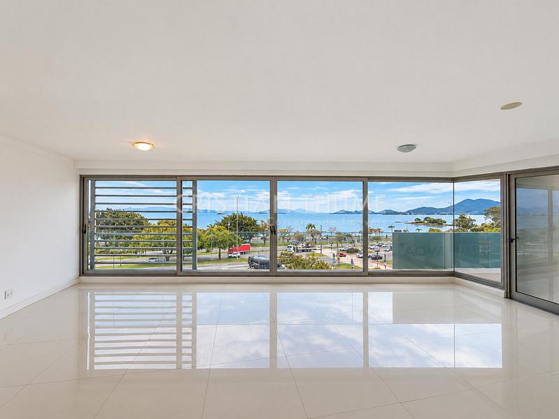 Apartamento na Beira-Mar Norte de Florian�polis com 4 Su�tes, 309 m� e 3 Vagas 3