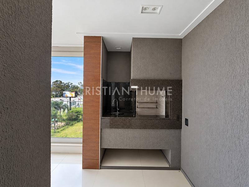 Apartamento na Beira-Mar Norte de Florian�polis com 4 Su�tes, 309 m� e 3 Vagas 7