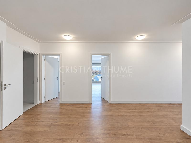 Apartamento na Beira-Mar Norte de Florian�polis com 4 Su�tes, 309 m� e 3 Vagas 13